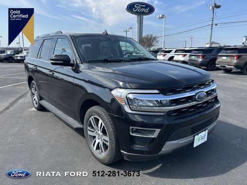 Certified 2024 Ford Expedition Limited image 1