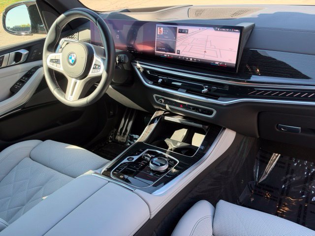 Certified 2026 BMW X5 M60i AWD/4WD image 30