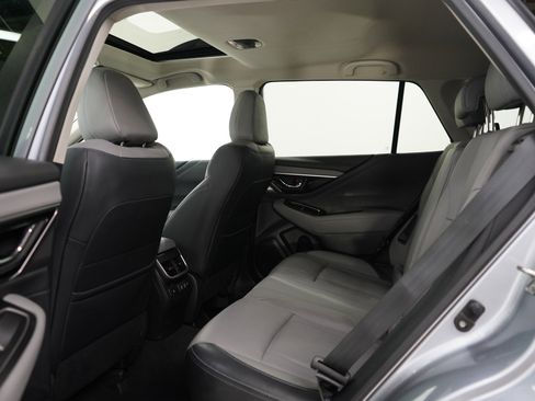 Used 2020 Subaru Outback Limited AWD/4WD image 18