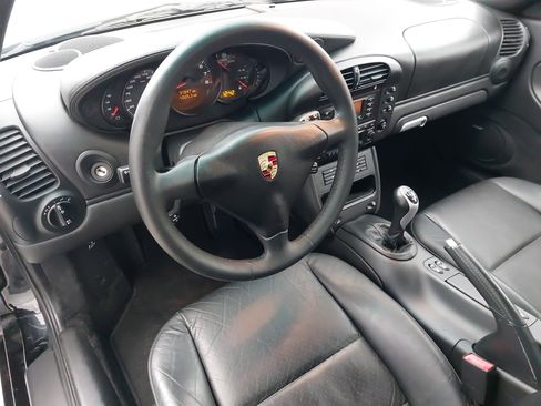 Used 2004 Porsche 911 Carrera 4S image 14