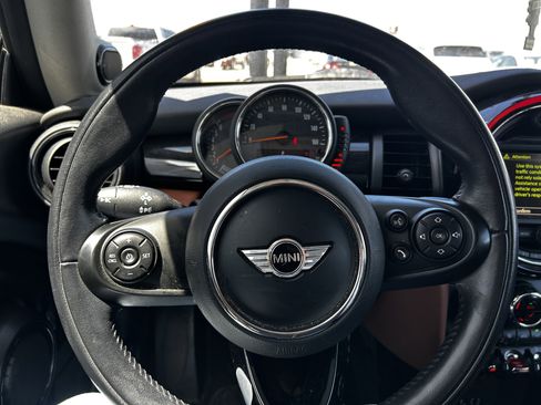 Used 2017 MINI Cooper S FWD image 17