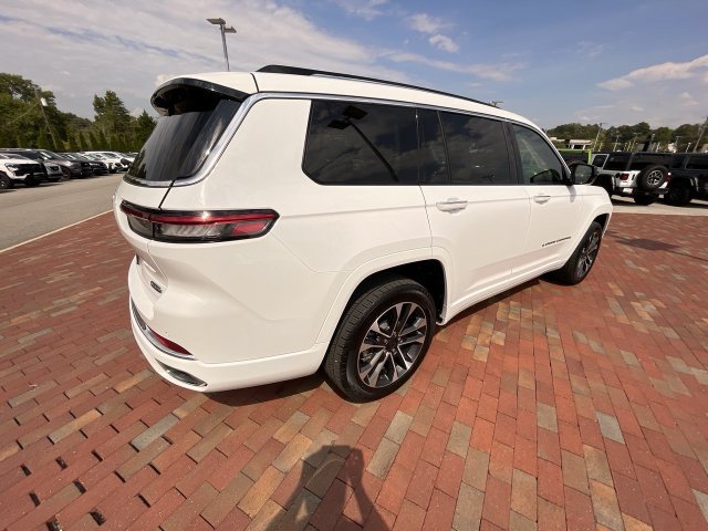 Used 2021 Jeep Grand Cherokee L Overland w/ Luxury Tech Group IV AWD/4WD image 35