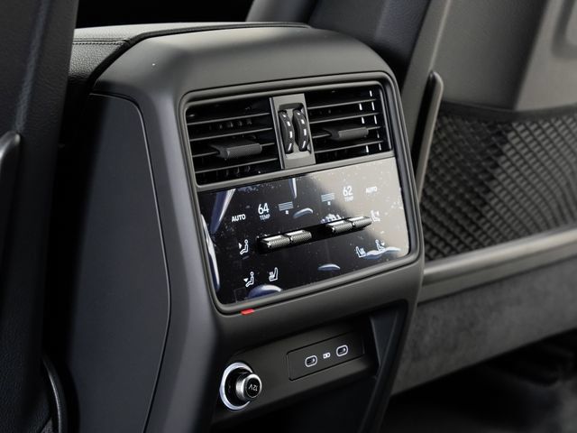 Certified 2026 Porsche Cayenne Coupe AWD/4WD image 22