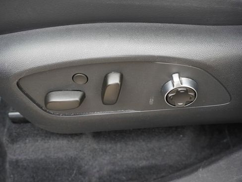 Used 2025 Buick Enclave Avenir AWD/4WD image 28