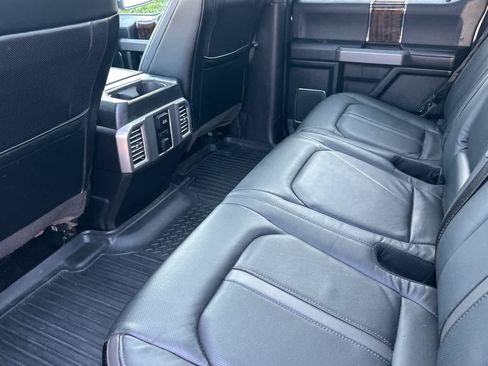 Used 2016 Ford F150 Platinum w/ Equipment Group 701A Luxury AWD/4WD image 13