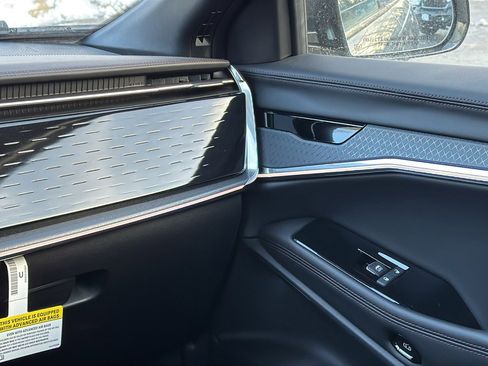 New 2025 Jeep Wagoneer S Limited image 27