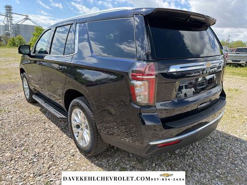 Used 2023 Chevrolet Tahoe LT w/ Luxury Package AWD/4WD image 3