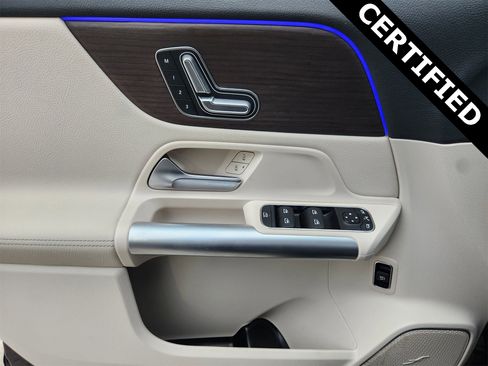 Certified 2025 Mercedes-Benz GLA 250 image 22