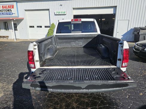 Used 2016 RAM 1500 Big Horn image 6