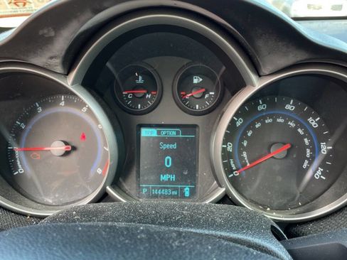 Used 2013 Chevrolet Cruze LT w/ All-Star Edition image 3