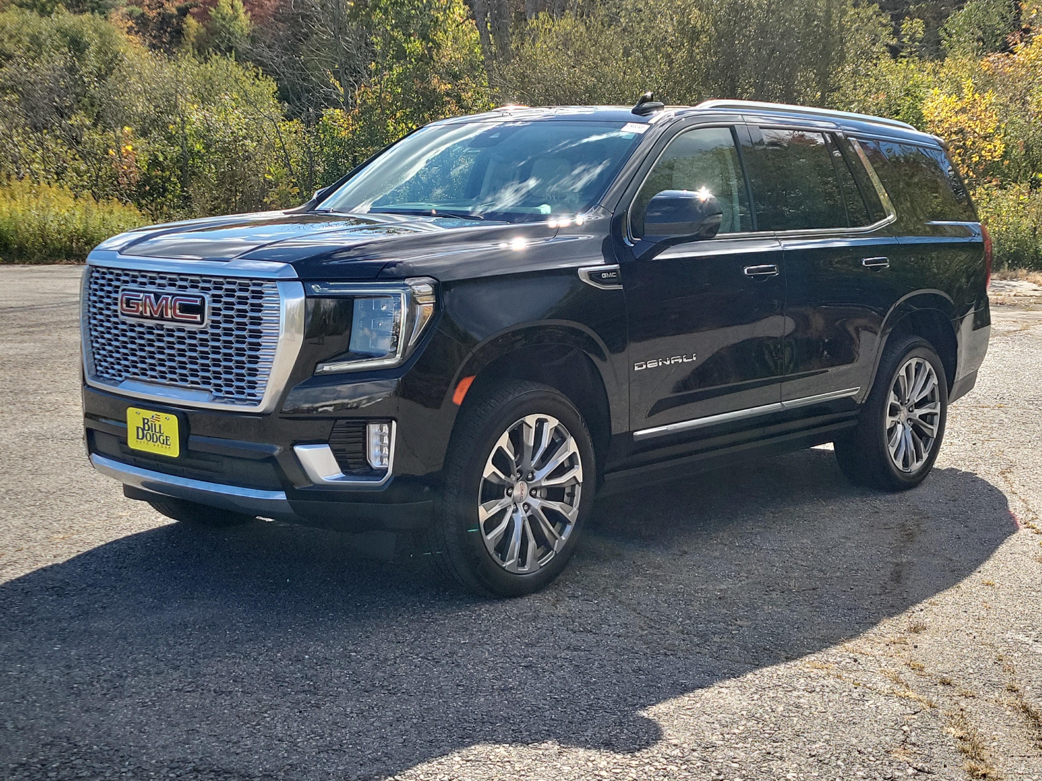 Used 2023 GMC Yukon Denali AWD/4WD image 1