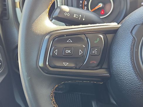 Used 2024 Jeep Wrangler Unlimited Sport AWD/4WD image 18