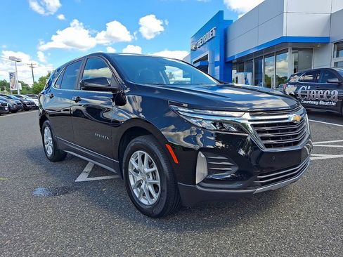 Used 2023 Chevrolet Equinox LT FWD image 6