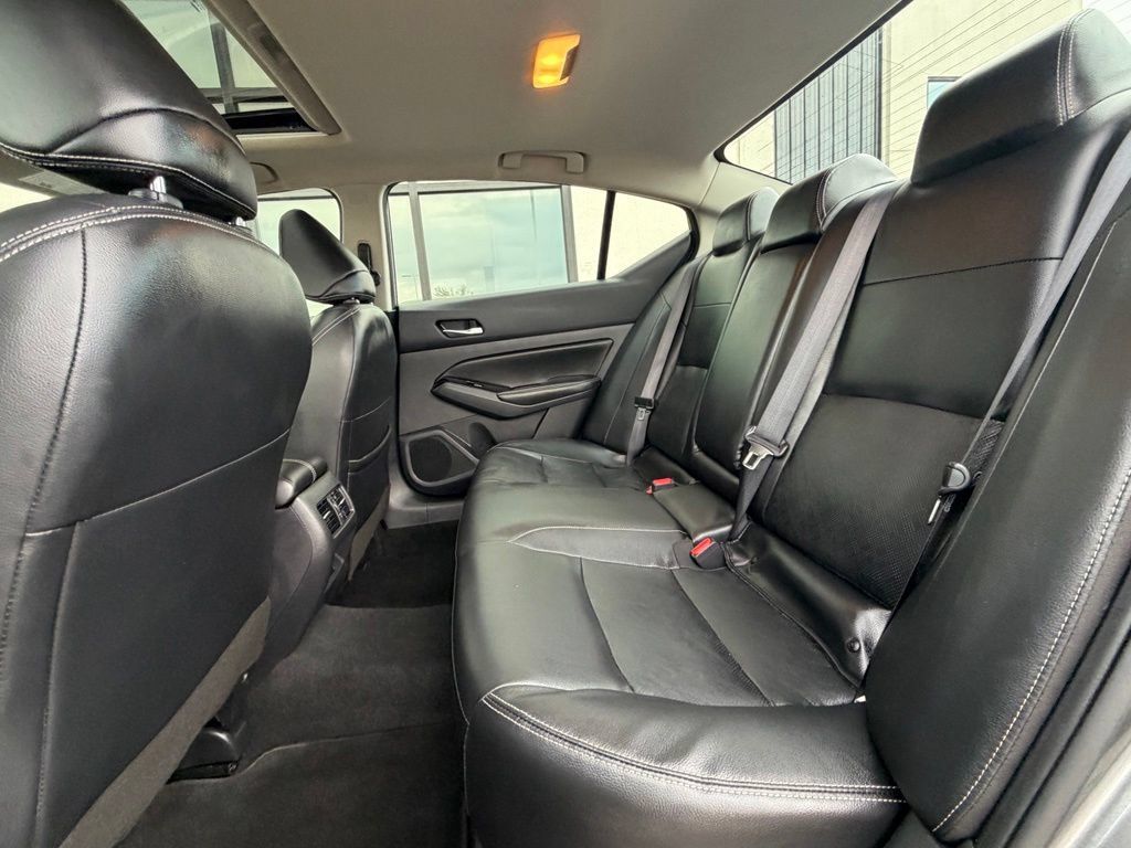Used 2023 Nissan Altima AWD image 22