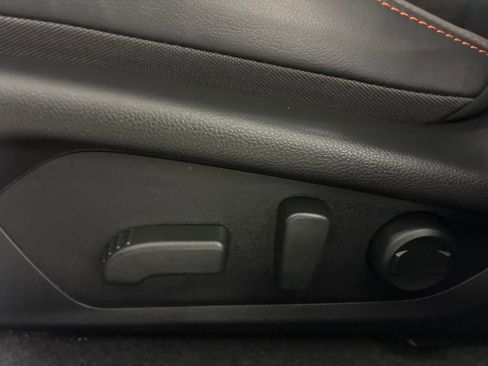 Certified 2025 Subaru Crosstrek 2.5i Limited w/ Crosstrek Mirror Package image 17