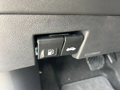 Used 2024 Nissan Versa SV w/ Trunk Package FWD image 42