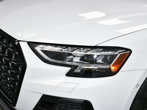 Used 2022 Audi S8 w/ S8 Comfort Plus Package image 93