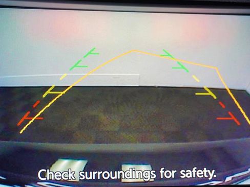 Used 2017 INFINITI Q50 Signature Edition w/ All Weather Package (L93) image 30