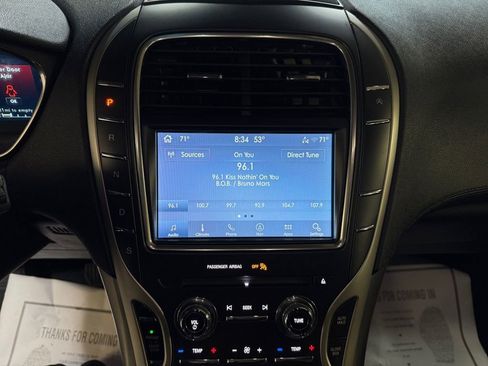 Used 2020 Lincoln Nautilus Reserve AWD/4WD image 17