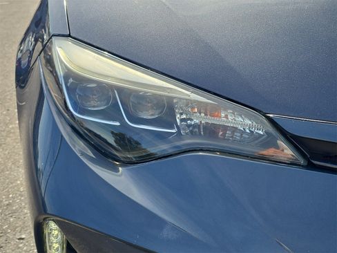 Used 2018 Toyota Corolla SE image 6