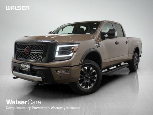 Used 2024 Nissan Titan PRO-4X w/ Pro-4x Convenience Package AWD/4WD image 1