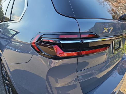 New 2026 BMW X7 xDrive40i w/ Premium Package image 37