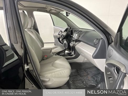 Used 2012 Toyota RAV4 Limited w/ Navigation Value Pkg FWD image 14