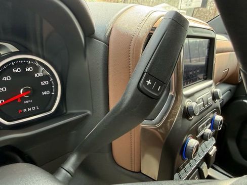 Used 2023 Chevrolet Silverado 3500 High Country AWD/4WD image 29