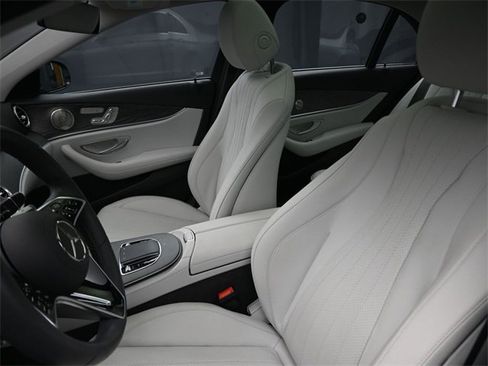 Used 2022 Mercedes-Benz E 350 Sedan image 33