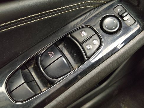 Used 2021 Nissan Altima 2.5 SV FWD image 27