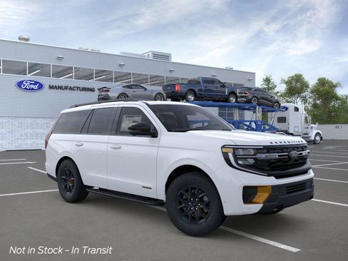 New 2026 Ford Expedition Tremor image 7