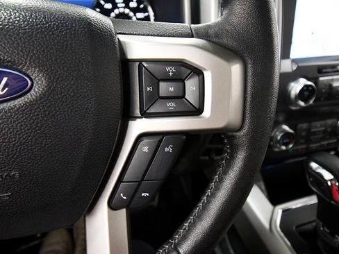 Used 2019 Ford F150 Lariat w/ Equipment Group 502A Luxury AWD/4WD image 22