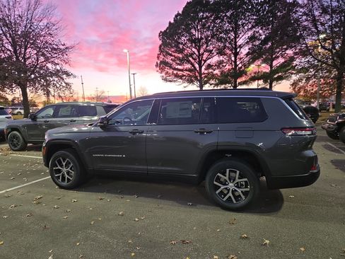 New 2025 Jeep Grand Cherokee L Limited RWD image 3