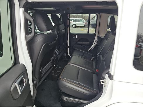 Used 2024 Jeep Wrangler Unlimited Sahara w/ Safety Group AWD/4WD image 3