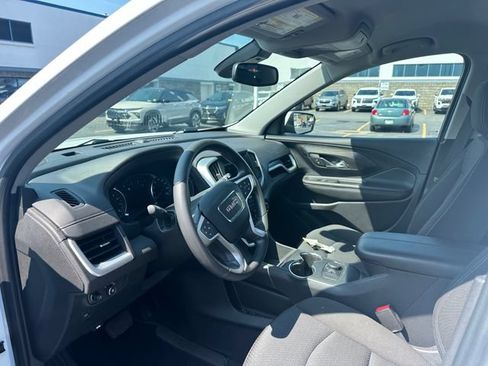 Certified 2024 GMC Terrain SLE AWD/4WD image 11