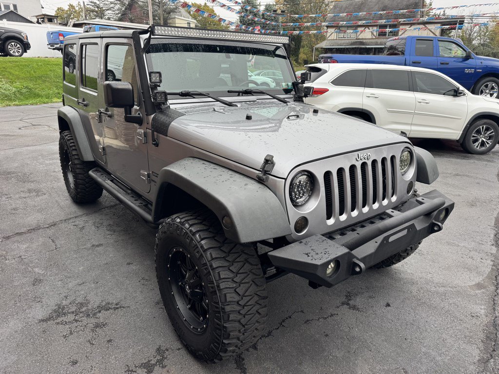 Used 2017 Jeep Wrangler Unlimited Sport w/ Quick Order Package 24S AWD/4WD image 4