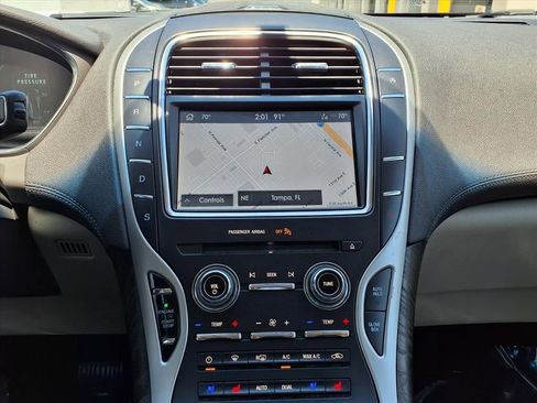 Used 2020 Lincoln Nautilus Reserve w/ Cargo Utility Package AWD/4WD image 25