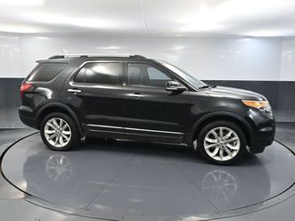 Used 2013 Ford Explorer XLT video 3