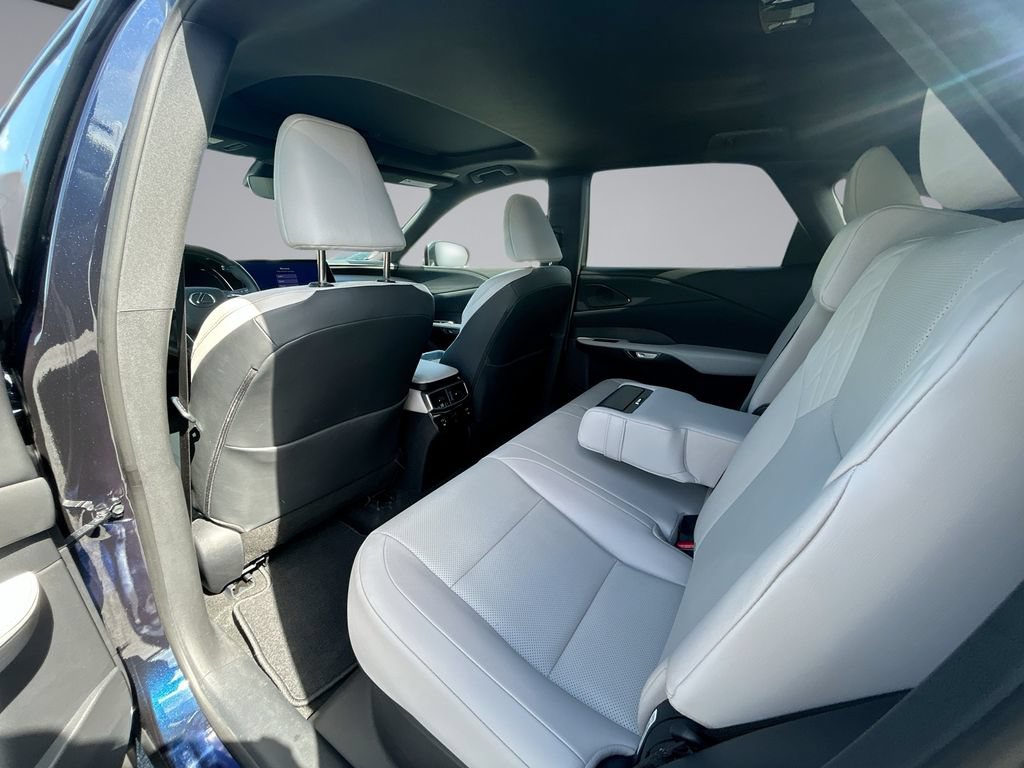 Used 2024 Lexus RX 350 Premium w/ Accessory Package (Z1) FWD image 33
