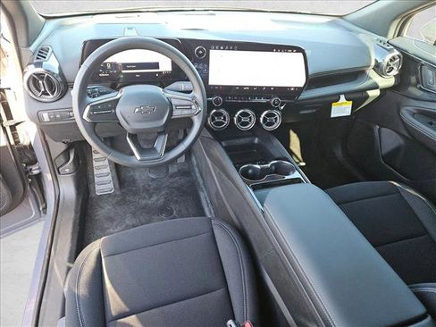 New 2026 Chevrolet Blazer EV LT image 15