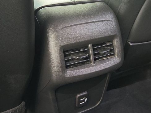 Used 2022 GMC Terrain SLT FWD image 26