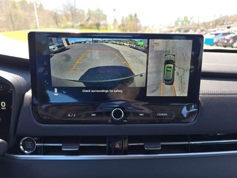 New 2025 Mitsubishi Outlander SE image 17