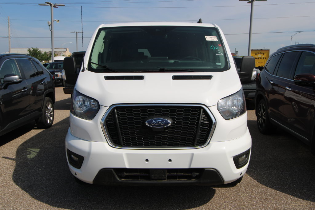 Used 2025 Ford Transit 350 XLT RWD image 2