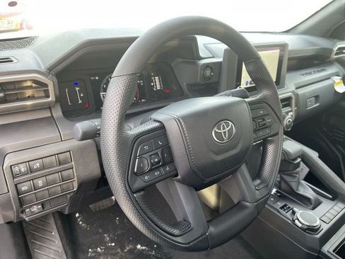 New 2025 Toyota Tacoma SR image 4