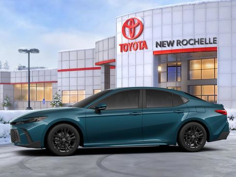 New 2026 Toyota Camry SE image 3
