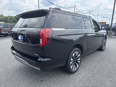 Used 2025 Ford Expedition Max Platinum w/ Driver's Package AWD/4WD image 7