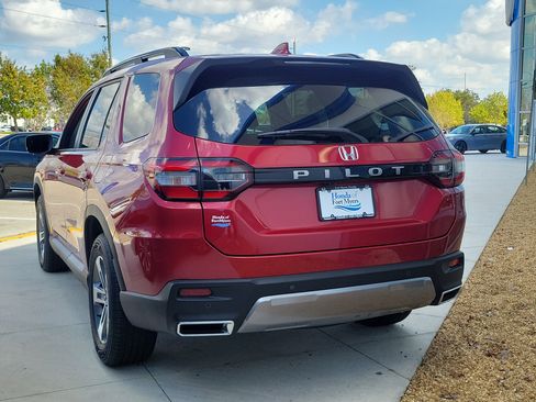 New 2026 Honda Pilot EX-L image 4