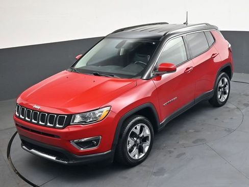 Used 2019 Jeep Compass Limited AWD/4WD image 26