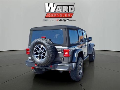 Used 2024 Jeep Wrangler Unlimited Rubicon AWD/4WD image 8