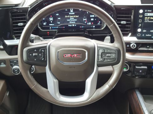 Used 2022 GMC Sierra 1500 SLT w/ SLT Convenience Package AWD/4WD image 28